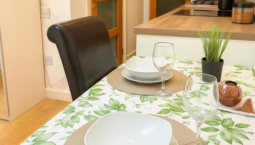 Stunning Studio2, Banstead with free off st parking - Foto 5