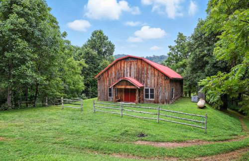 Secluded Mountain Retreat with Stunning Views home - Photo 23