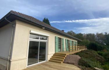 Villa des Suisses with Jacuzzi & View of Lake des Settons - Foto 28