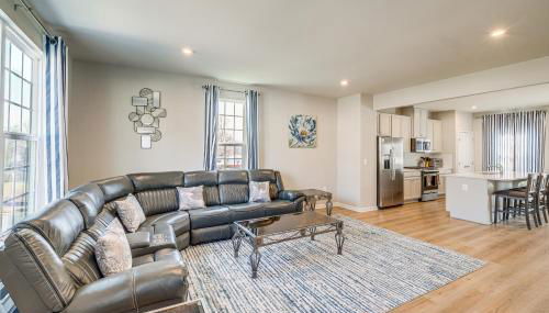 30 Mi to Downtown DC Charming Dale City Townhome! - Foto 4