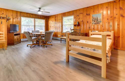 Home about 17 Mi to Detroit with Patio and Grill! - Foto 10