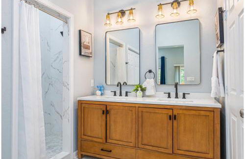 Comfort and Style 4br/3ba Near Riverwalk and Dtown - Foto 58