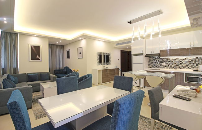 Palm Ville Suites - Photo 13