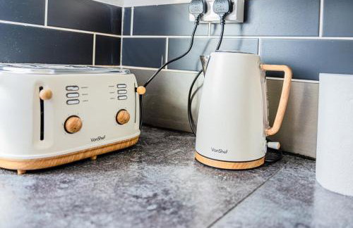 2 Bedroom Apartment Denton, suitable for professionals needing a peaceful work environment - Foto 11