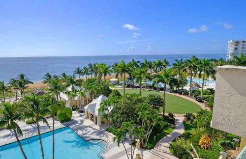 Leave the Worries Behind & Relax in Our Suite! - Foto 14