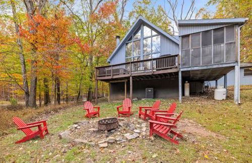 Wooded Chalet w Hot Tub & Indoor Pool, Gym Access - Foto 55