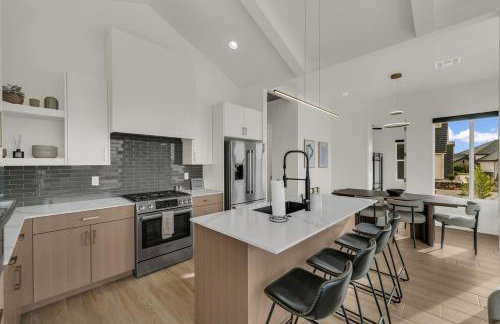 2BR Red Rock Retreat | Near Zion + Sand Hollow - Foto 3