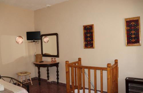 Mary's house - Photo 12