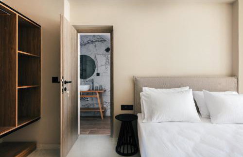 Isla Villas & Suites - Photo 2