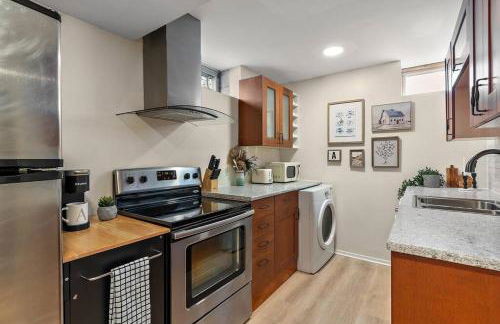 St Paul Speakeasy with King Bed - Foto 22