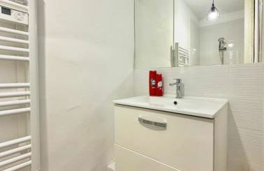 L'Etoile Rouge - T2 Proche Gare et Centre Ville - Foto 7