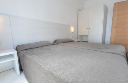 Apartamentos Embat - Photo 43