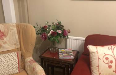 Corner Cottage - character, charm, great location. - Foto 56