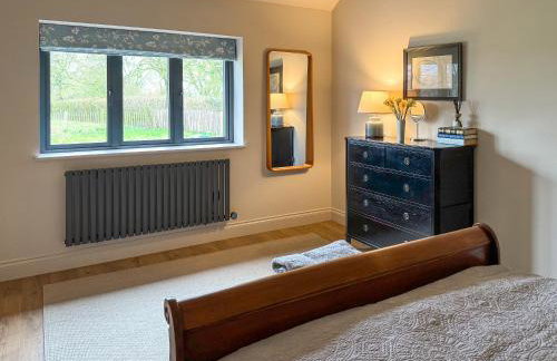 Maple Barn - Photo 8