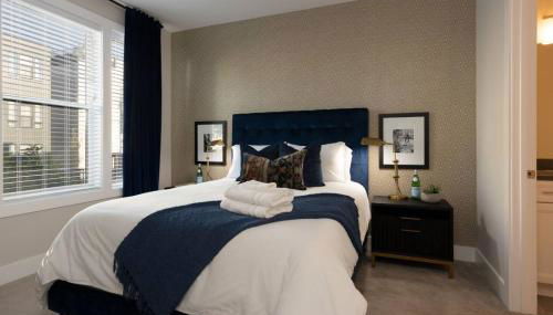 Large Royal Townhome Beautiful Design and Rooftop - Foto 5