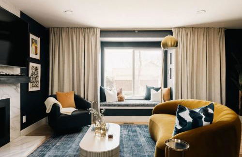 House of Noir Elan Stunning 6BR Designer Retreat - Photo 2