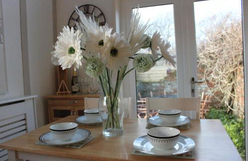 Beautiful Barn Conversion, 3 Bed, hot tub, sauna, gym, enclosed garden - Photo 19