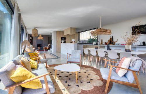 Lujo contemporaneo con vista al mar cerca Sa Riera - Foto 29