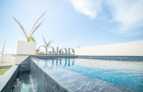 Luxury Mind Vue Exceptionnelle Pied dans l'eau Parkings privés 2 places Climatisation Hyper centre logement d'exception - Foto 2