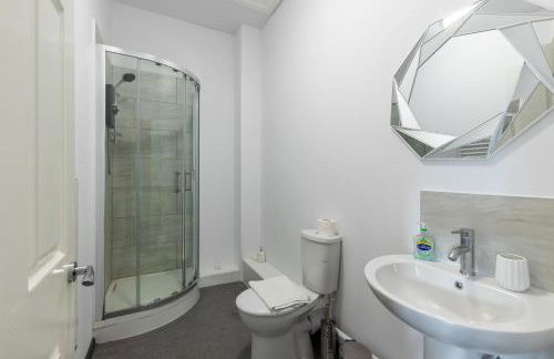 The Eldern - Spacious, Netflix, free Parking, close to A1 - Photo 27