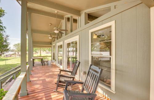 Yard, Deck and Fire Pit Cedar Creek Reservoir Gem - Foto 23