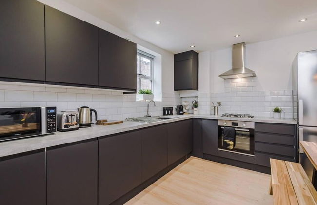 Host Apartments The Roscoe Coach House - Foto 6