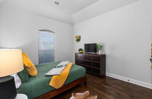 The Noble House Near Magnolia & Baylor W Pool - Photo 23