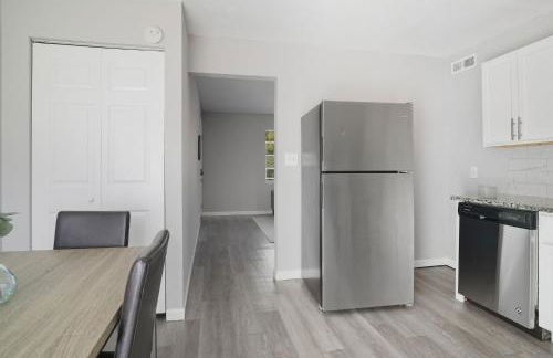 Charming 2-Bedroom Retreat Comfort Meets Style - Foto 17