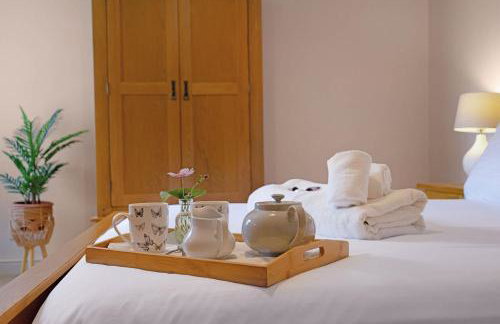 Seven Space - 7 Bedroom Home with Large Garden & Hot Tub - Foto 27