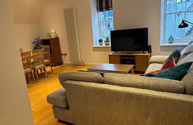 Executive Level Quartermile two Bedroom Apartment - Extremely Central - Foto 5