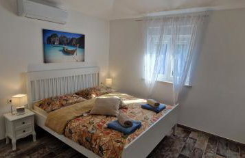 Villa Lukas&Ana s bazenom,dječjim igralištem - Photo 33