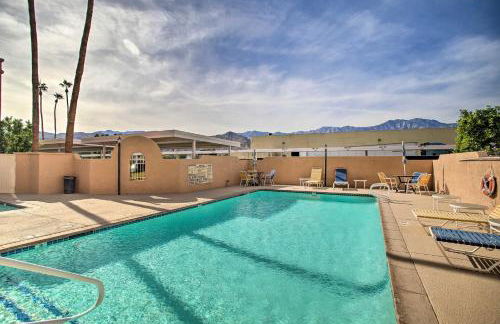 1 Mi to Dtwn Cathedral City Condo with Balcony - Foto 29