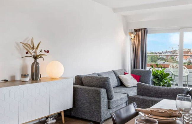 Spacious Duplex Apartment in the Center of Knokke - Photo 8