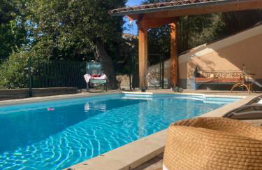 LE GRAND PARIS LA MAISON DE VACANCES - Foto 1