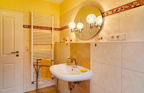 Mediterranes Flair mit Seeblick - Foto 21