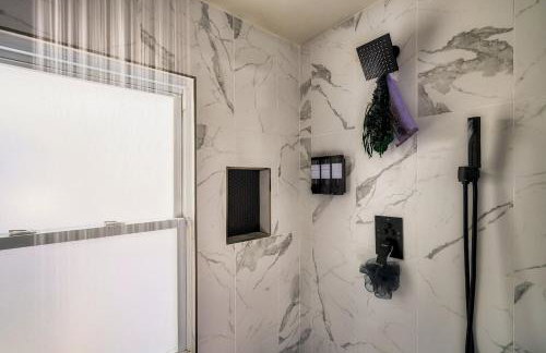 Keener Hollow Family Retreat Hot Tub Sauna Near Pigeon Forge - Photo 38