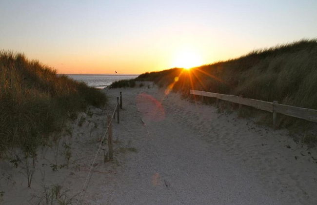 Well-kept Bungalow With Dishwasher Near the Beach - Foto 27