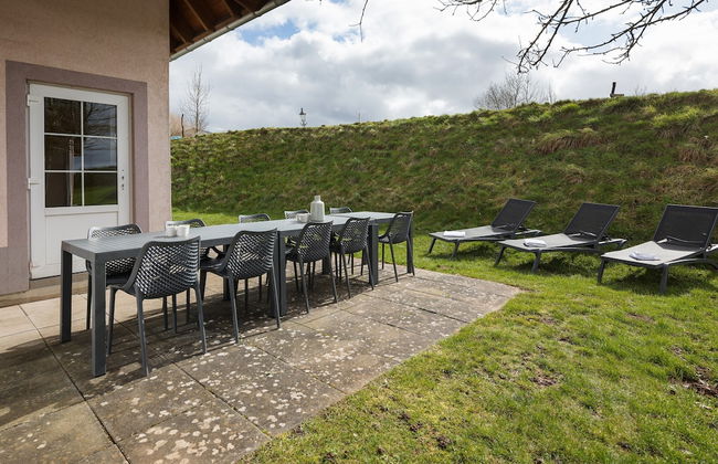 Restyled Villa with Washing Machine near River Moselle - Foto 6