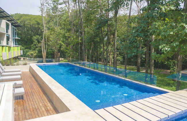 BEE Suites Santa Ana - Foto 48