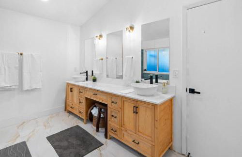 Plantation Pool Home with Hot Tub Sleeps 10 - Foto 39