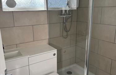 Family friendly 3 bedroom bungalow - Photo 14