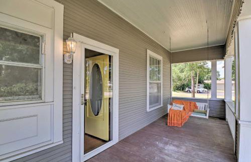 Historic Mountain Home Haven with Large Yard! - Foto 22