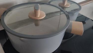 2 bedroom 2 bath 1 ensuite in Roya Asenal beautiful views & parking - Foto 5