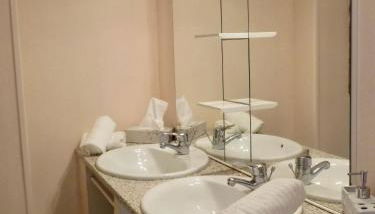 Studio Revy 2 - Centre Ville - Foto 4, towels, storage, heating