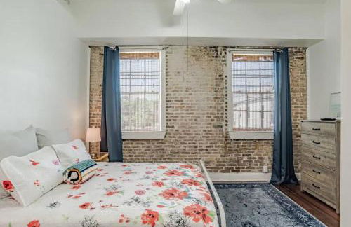 Historic District Apartment Quiet Street Central Location! - Foto 3