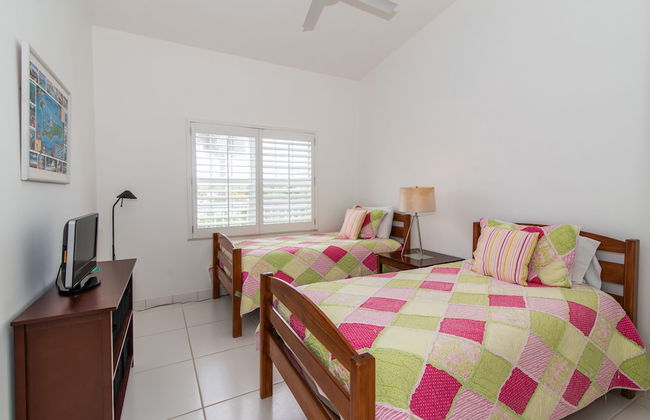 The Grandview Condos on Seven Mile Beach - Foto 8