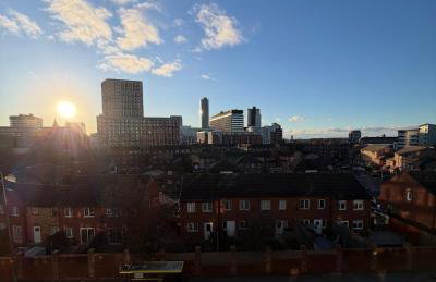 Central Liverpool 2-Bed Balcony Apartment by StaySavvy Accommodation - Photo 50