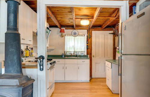 Waterfront Home on Lake Champlain with Dock and Kayaks - Foto 9