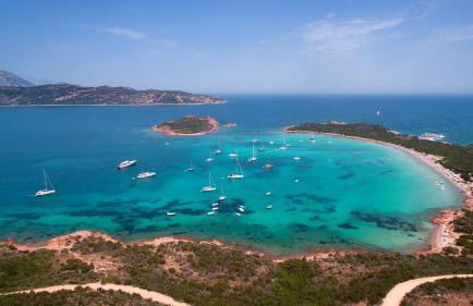 Relax & Sunshine - Modern 2BR Apartment, 100m2, nature view, 30 min from San Teodoro - Ideal for families, groups & Smartworkers - Foto 33