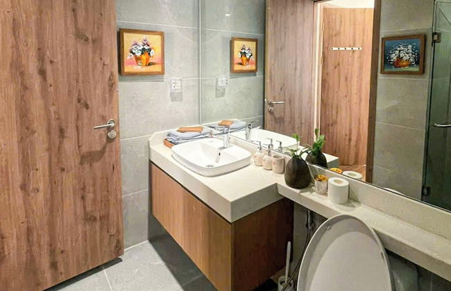 Armin Homes 3BR Wabi Sabi Apt Ecopark - Photo 16